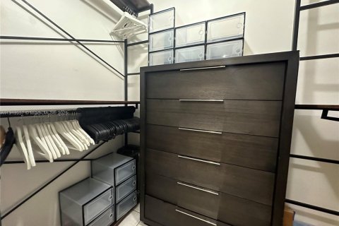 Снять в аренду кондоминиум в Майами-Бич, Флорида 1 спальня, 69.86м2, № 1969019 - фото 10