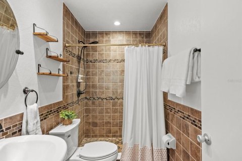 Condominio en venta en Saint Petersburg, Florida, 2 dormitorios, 92.25 m2 № 2147487 - foto 11