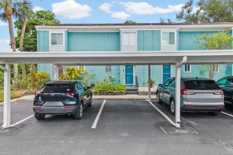 Condominio en venta en Saint Petersburg, Florida, 2 dormitorios, 92.25 m2 № 2147487 - foto 16