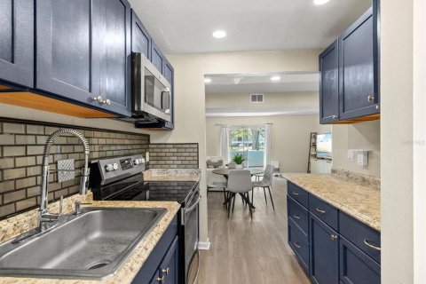 Condominio en venta en Saint Petersburg, Florida, 2 dormitorios, 92.25 m2 № 2147487 - foto 6