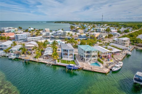 House in Tavernier, Florida 3 bedrooms, 245.08 sq.m. № 1889787 - photo 7