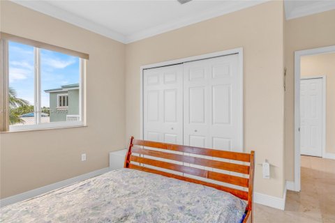 House in Tavernier, Florida 3 bedrooms, 245.08 sq.m. № 1889787 - photo 24