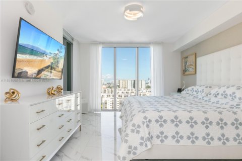 Copropriété à vendre à Sunny Isles Beach, Floride: 3 chambres, 175.77 m2 № 1944825 - photo 17