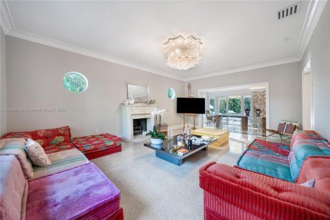 Купить виллу или дом в Майами-Шорс, Флорида 5 спален, 379.6м2, № 1965519 - фото 28
