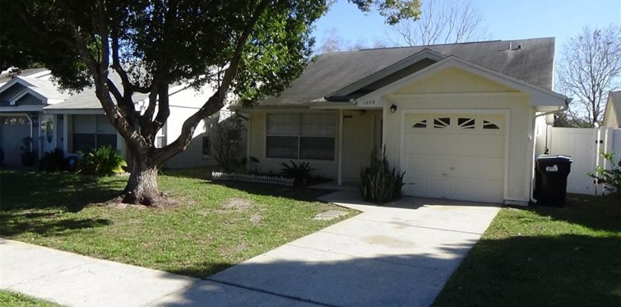 Casa en Orlando, Florida 3 dormitorios, 100.89 m2 № 1917430