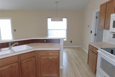 House in Ocala, Florida 3 bedrooms, 126.53 sq.m. № 1916831 - photo 24