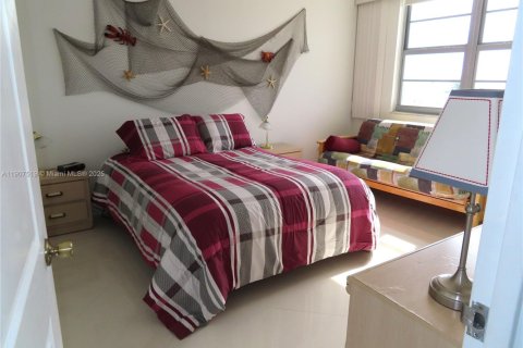 Снять в аренду кондоминиум в Майами-Бич, Флорида 1 спальня, 76.55м2, № 1963911 - фото 13