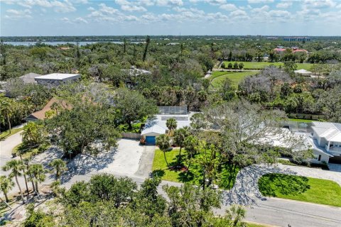 House in Sarasota, Florida 3 bedrooms, 135.54 sq.m. № 1750519 - photo 27