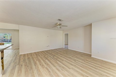 House in Sarasota, Florida 3 bedrooms, 135.54 sq.m. № 1750519 - photo 30