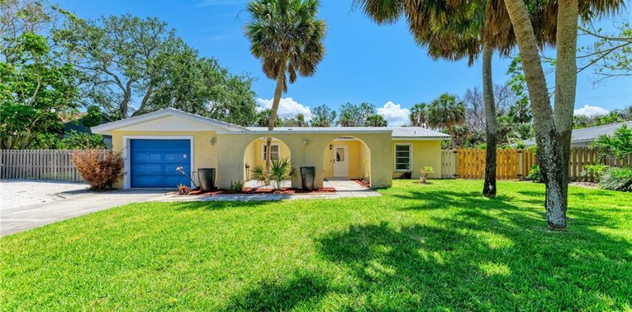 House in Sarasota, Florida 3 bedrooms, 135.54 sq.m. № 1750519
