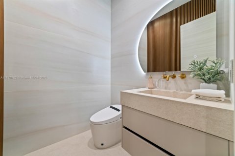 Купить виллу или дом в Уилтон-Мэнорс, Флорида 5 спален, 438.31м2, № 1927389 - фото 26