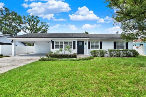 Villa ou maison à Tampa, Floride 3 chambres, 138.61 m2 № 2361267