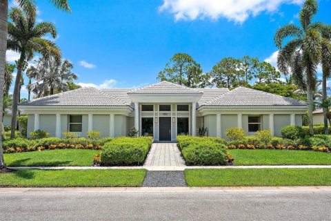 Villa ou maison à vendre à West Palm Beach, Floride: 5 chambres, 311.41 m2 № 2248577 - photo 2
