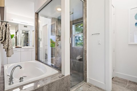 Villa ou maison à vendre à West Palm Beach, Floride: 5 chambres, 311.41 m2 № 2248577 - photo 24