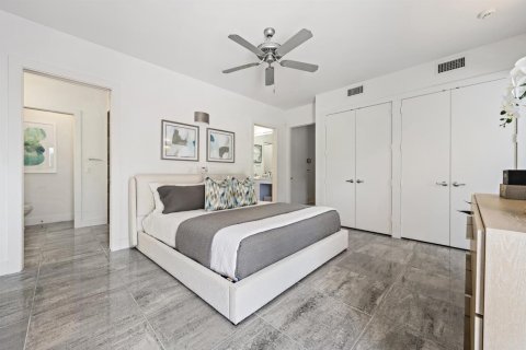 Villa ou maison à vendre à West Palm Beach, Floride: 5 chambres, 311.41 m2 № 2248577 - photo 19