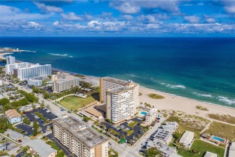 Condominio en alquiler en Pompano Beach, Florida, 2 dormitorios, 121.7 m2 № 2250431 - foto 20