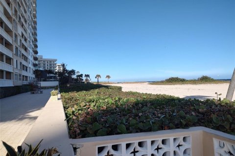Condominio en alquiler en Pompano Beach, Florida, 2 dormitorios, 121.7 m2 № 2250431 - foto 23