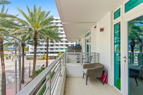 Condominio en venta en Miami Beach, Florida, 1 dormitorio, 77.11 m2 № 2033291 - foto 26