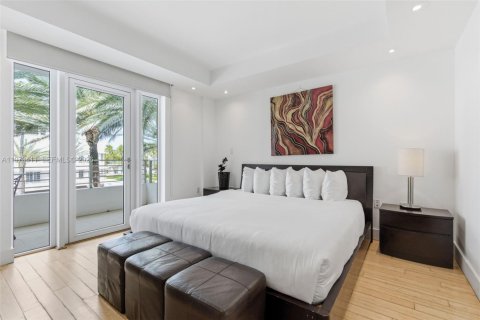 Condominio en venta en Miami Beach, Florida, 1 dormitorio, 77.11 m2 № 2033291 - foto 18