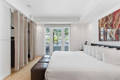 Condominio en venta en Miami Beach, Florida, 1 dormitorio, 77.11 m2 № 2033291 - foto 19