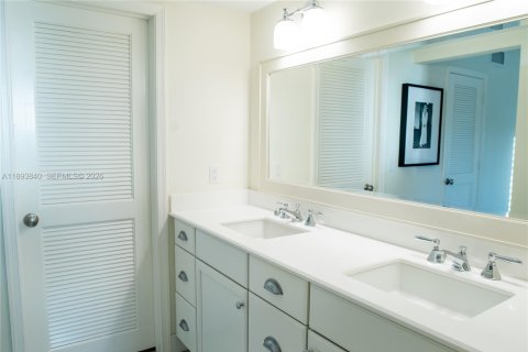 Condo in Jupiter, Florida, 2 bedrooms  № 2169837 - photo 21