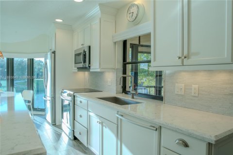 Condo in Jupiter, Florida, 2 bedrooms  № 2169837 - photo 7