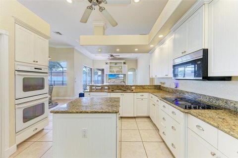 House in Port Charlotte, Florida 4 bedrooms, 266.54 sq.m. № 1807297 - photo 25