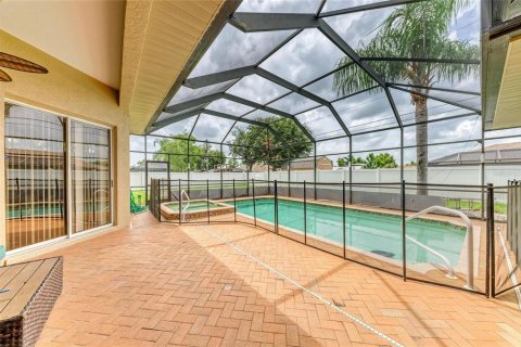 House in Port Charlotte, Florida 4 bedrooms, 266.54 sq.m. № 1807297 - photo 27