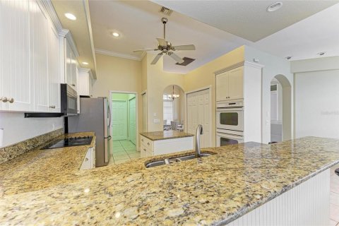 House in Port Charlotte, Florida 4 bedrooms, 266.54 sq.m. № 1807297 - photo 23