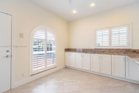 Villa ou maison à louer à Boca Raton, Floride: 3 chambres, 174.75 m2 № 2010986 - photo 10