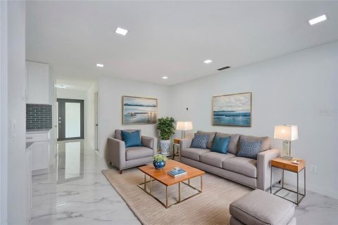 Casa en venta en Indian lake estates, Florida, 2 dormitorios, 151.34 m2 № 1509461 - foto 17
