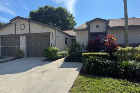 Villa ou maison à louer à Boca Raton, Floride: 2 chambres, 121.7 m2 № 1991935 - photo 18