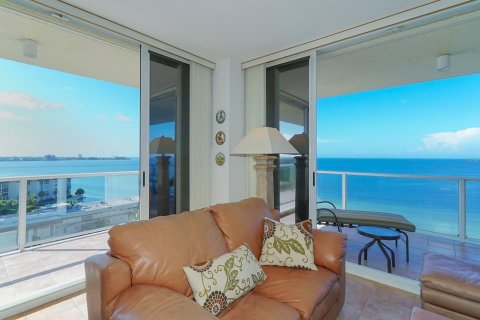 Снять в аренду кондоминиум в Сарасота, Флорида 3 комнаты, 192.31м2, № 1561610 - фото 19