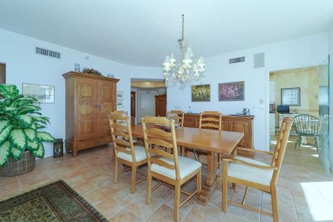 Снять в аренду кондоминиум в Сарасота, Флорида 3 комнаты, 192.31м2, № 1561610 - фото 7