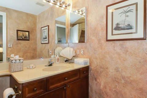 Снять в аренду кондоминиум в Сарасота, Флорида 3 комнаты, 192.31м2, № 1561610 - фото 23