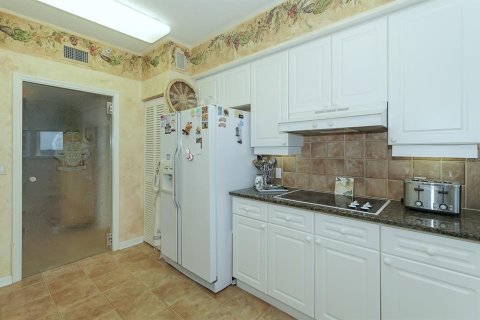 Снять в аренду кондоминиум в Сарасота, Флорида 3 комнаты, 192.31м2, № 1561610 - фото 10