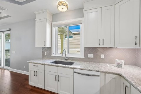 Casa en venta en Bradenton, Florida, 3 dormitorios, 221.66 m2 № 2224542 - foto 19