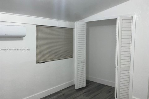 Купить виллу или дом в Хайалиа, Флорида 4 спальни, 130.99м2, № 1994983 - фото 16