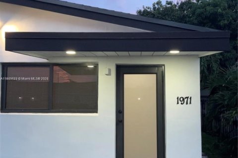 Купить виллу или дом в Хайалиа, Флорида 4 спальни, 130.99м2, № 1994983 - фото 4