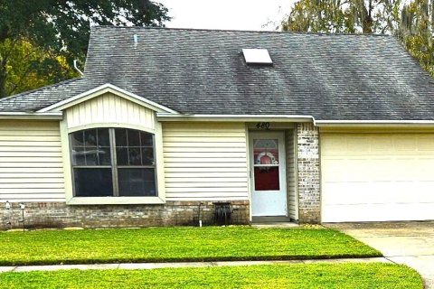 House in Jacksonville, Florida 3 bedrooms, 119.01 sq.m. № 887285 - photo 1