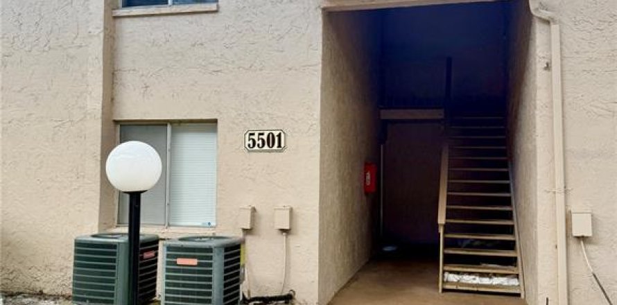 Condominio en Tampa, Florida, 2 dormitorios № 1898546