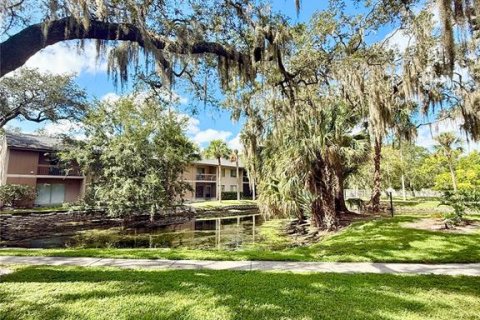 Condominio en alquiler en Tampa, Florida, 2 dormitorios, 90.58 m2 № 1898546 - foto 19