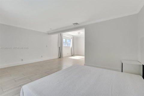 Casa en alquiler en Pompano Beach, Florida, 5 dormitorios, 156.45 m2 № 2020315 - foto 12