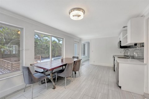 Casa en alquiler en Pompano Beach, Florida, 5 dormitorios, 156.45 m2 № 2020315 - foto 2