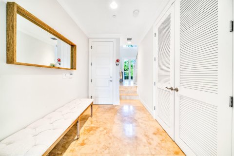 Touwnhouse à vendre à Delray Beach, Floride: 4 chambres, 316.8 m2 № 2252795 - photo 4