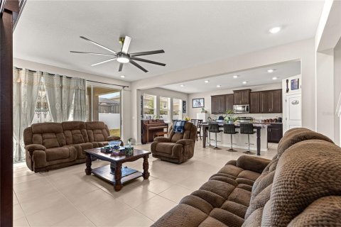 House in Ocala, Florida 5 bedrooms, 378.11 sq.m. № 1766248 - photo 21