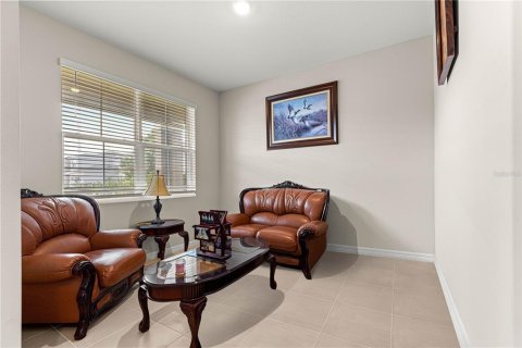 House in Ocala, Florida 5 bedrooms, 378.11 sq.m. № 1766248 - photo 5
