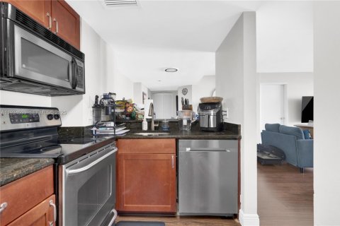 Снять в аренду кондоминиум в Майами, Флорида 2 спальни, 91.51м2, № 1992511 - фото 15