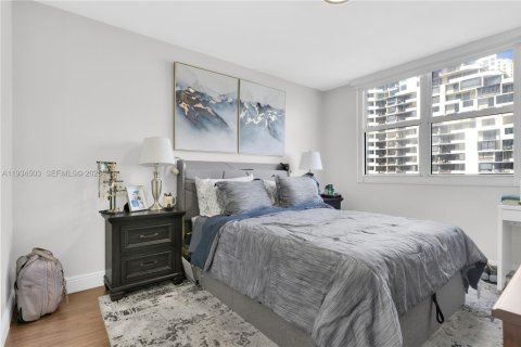 Снять в аренду кондоминиум в Майами, Флорида 2 спальни, 91.51м2, № 1992511 - фото 17