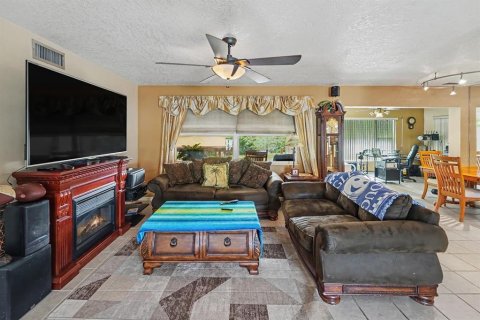 Villa ou maison à vendre à Clearwater, Floride: 2 chambres, 110 m2 № 2397037 - photo 7